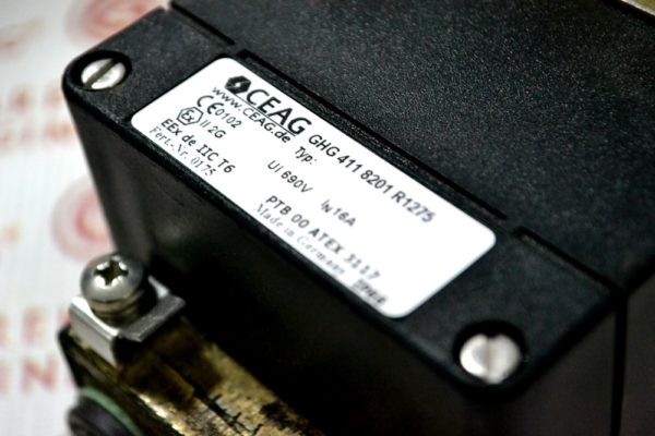 Кнопка аварийного отключения GHG 411 8201 R1275 (2) Кнопка аварийного отключения GHG 411 8201 R1275