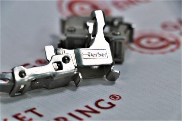 Зажимы трубок для оборудования КИП — серия Snap-Trap®+ #ST-TC0812M