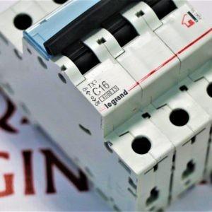 АВТОМАТИЧЕСКИЙ ВЫКЛЮЧАТЕЛЬ LEGRAND TX3 3P 16A (С) 6000 404056
